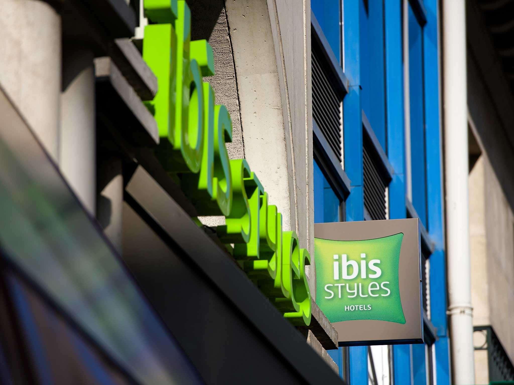 Ibis Styles Nantes Centre Place Royale Exterior photo